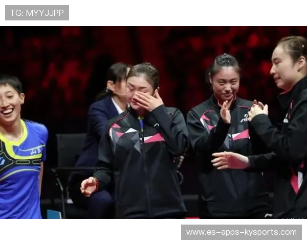 陈梦身穿山东省队颁奖服出发全运会：澳门见，2021陈梦领奖视频