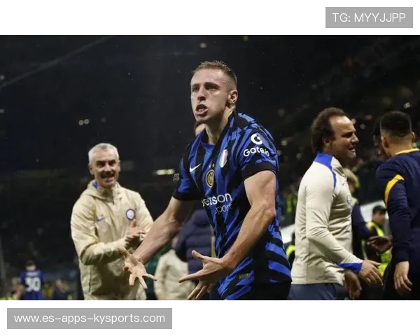 国米弗拉泰西贴地抽射迅速,带来非凡赛场体验 国米弗拉泰西贴地抽射迅速,带来非凡赛场体验